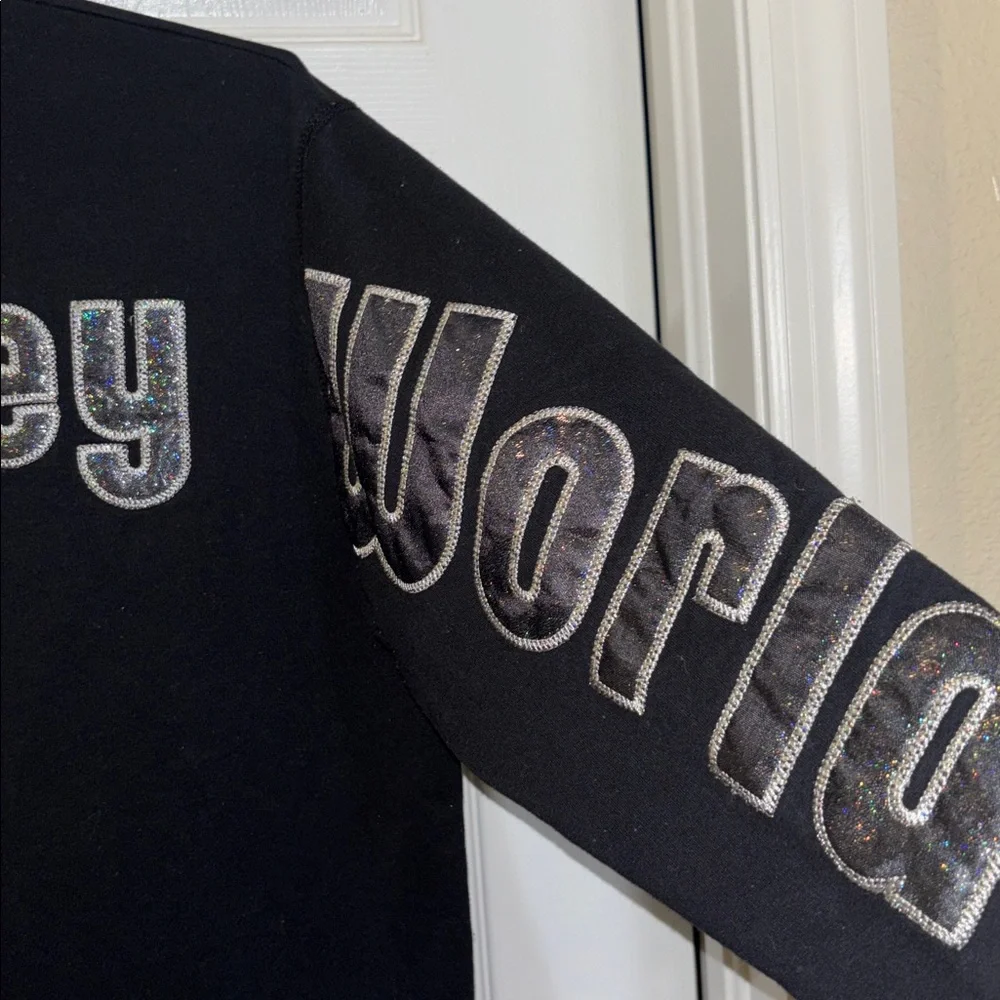 Walt Disney World spirit jersey- SZ M - Picture 4 of 7